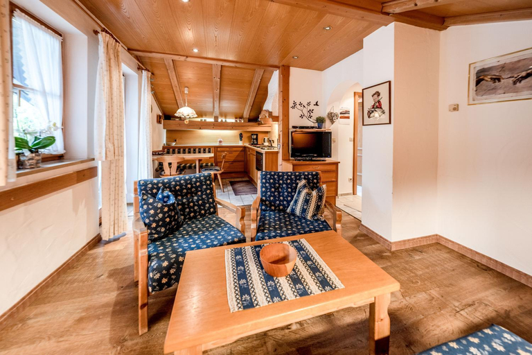 Bedroom 3, Haus Brunnsteinblick, Garmisch-Partenkirchen