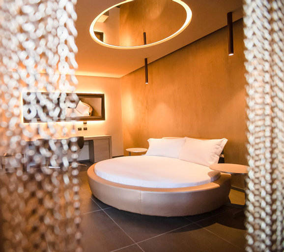 Bathroom 17