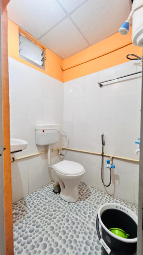 Bathroom 2, Sweet Home Lodge, Kamrup
