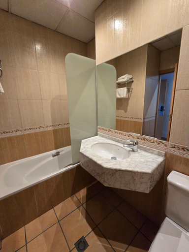 Bathroom 4, Rambla Alicante, Alicante