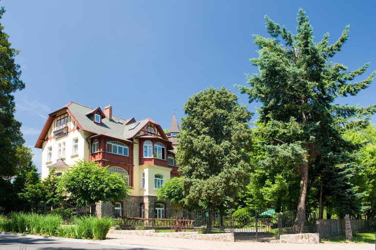 Others 5, Kaja Medical & Spa, Lubań