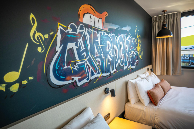 Bedroom 26