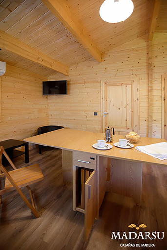 Others 2, Cabanas Madarsu, Zamora