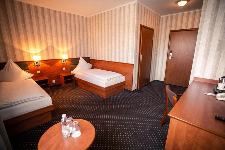 Bedroom 3, Business Hotel Vega, Środa Śląska