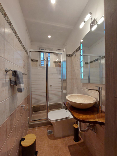 Bathroom 3, Hotel Akti, Central Greece