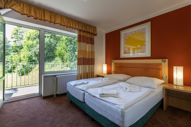 Bedroom, Active & Wellness Hotel Subterra, Karlovy Vary