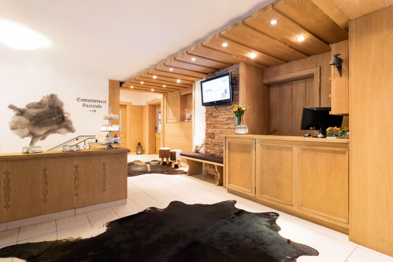 Public Area, Frieden DAS Alpine Panorama Hotel, Schwaz