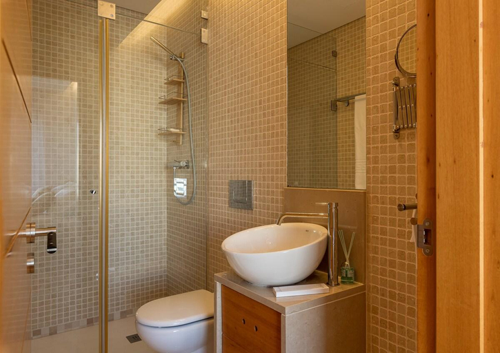 Bathroom 5, Algarve: Vale Lobo Golf&Beach with Private Pool I, Loulé