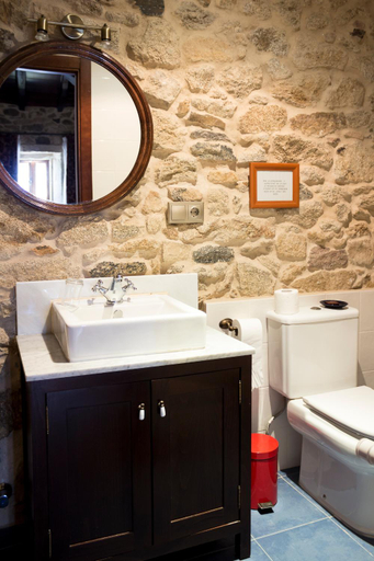 Bathroom 4, Casa Roan y Casa Grande, Lugo