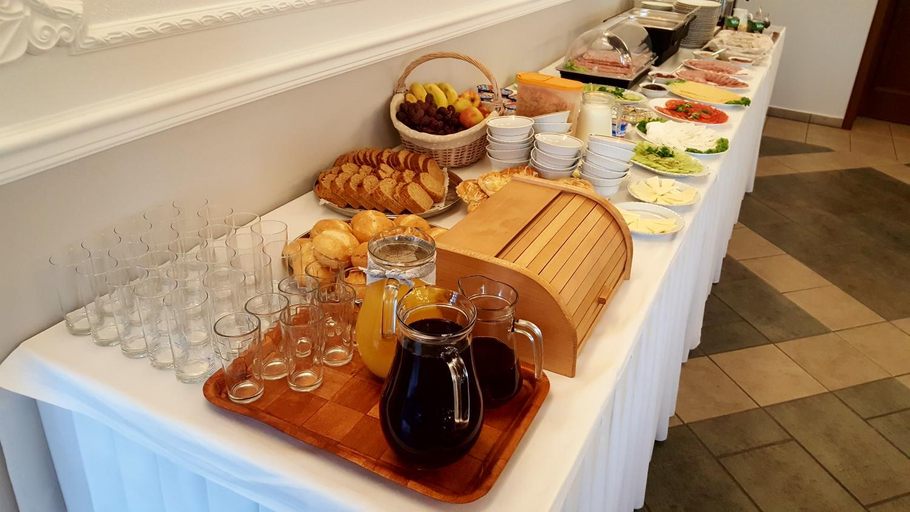 Food & Drinks 5, Hotel Jola, Września