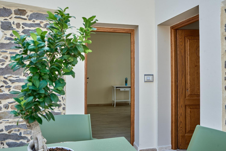 Others 5, CASA MASURI, Nuoro