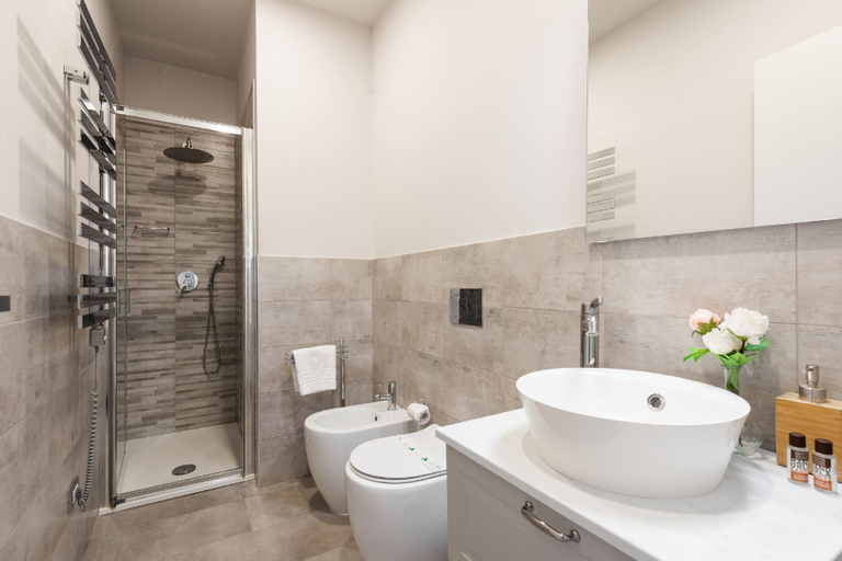 Bathroom 3, Winkler Suites, Rome