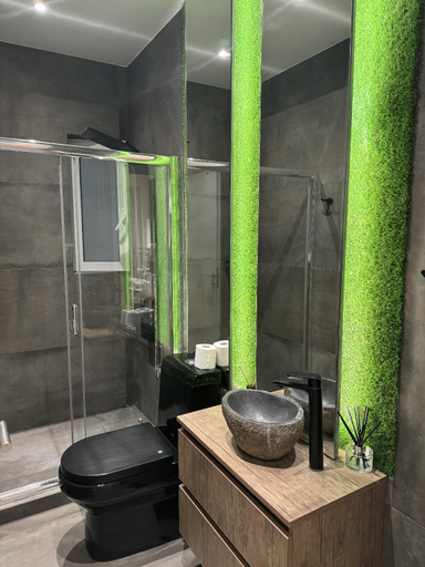 Bathroom 5, Acropolis view, Attica