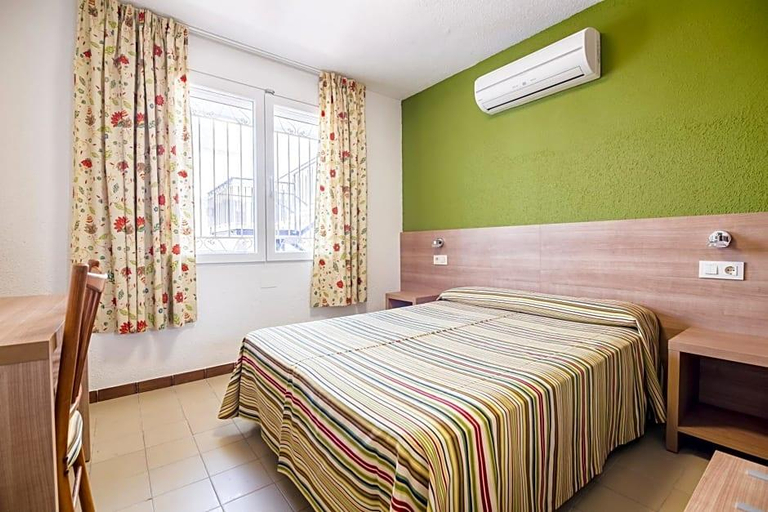Bedroom 4, Blason Junior, Castellón
