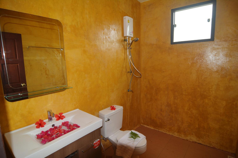 Bathroom 4, Phuchawee Lanta Resort, Ko Lanta
