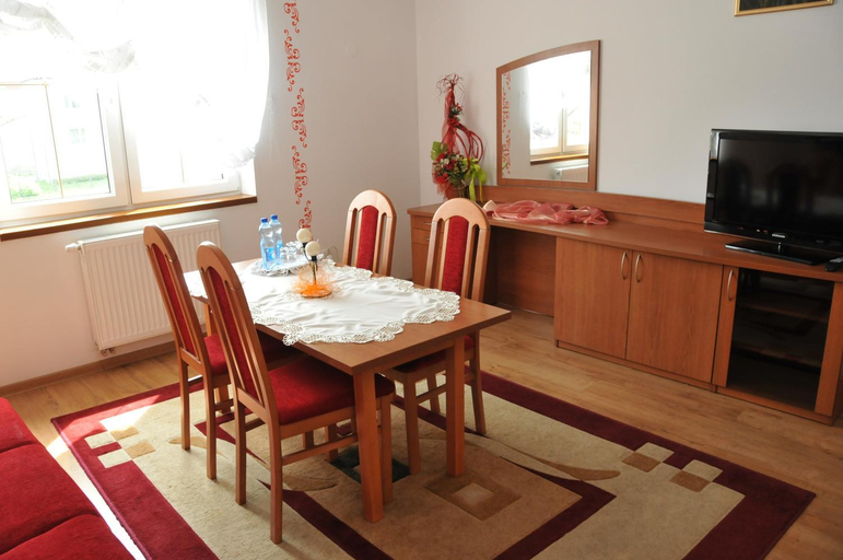 Others 4, Hotel Restauracja LORENZO, Busko