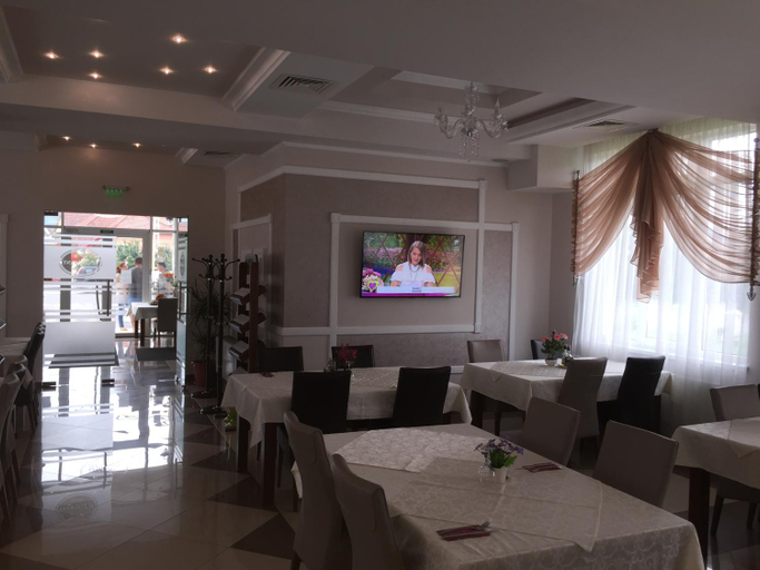 Others 5, Hotel-Restaurant Oscar, Viisoara