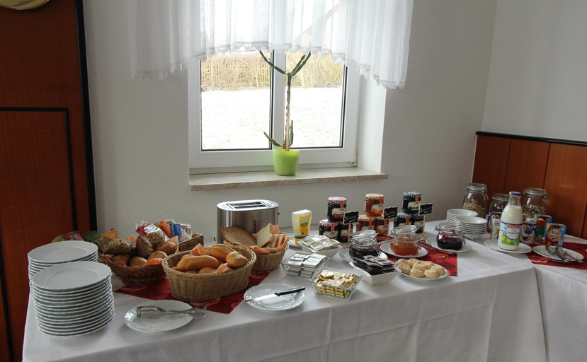 Food & Drinks 5, Hotel & Restaurant am Rosenhugel, Schmalkalden-Meiningen