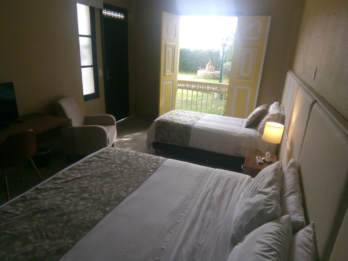 Bedroom 3, Hotel Salento Plaza, Salento