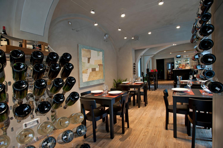 Others 2, Vinoteca La Sacrestia, Cuneo