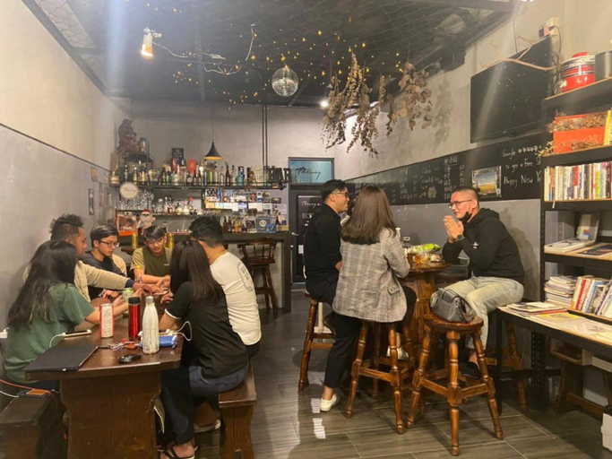 Food & Drinks, The Way Hostel & Bar, Pingtung