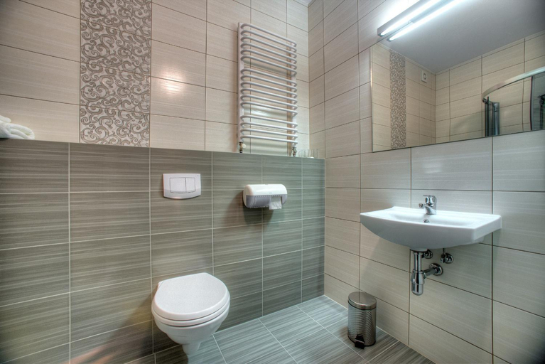 Bathroom, Hotel Lancut, Łańcut