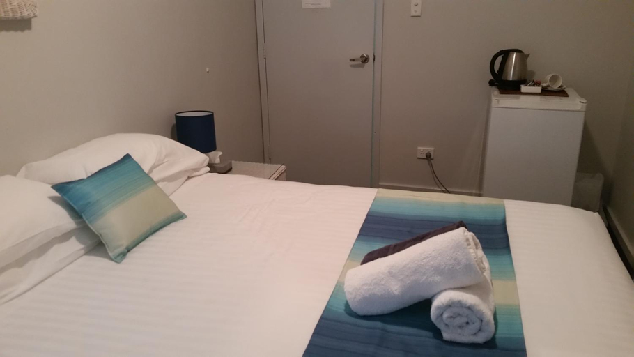Bedroom 3, Centrebreak Beach Stay, Coorow
