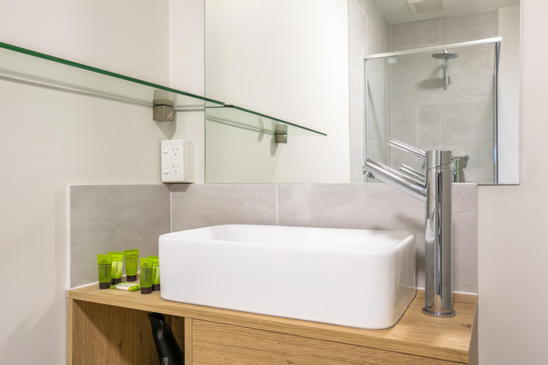 Bathroom 21