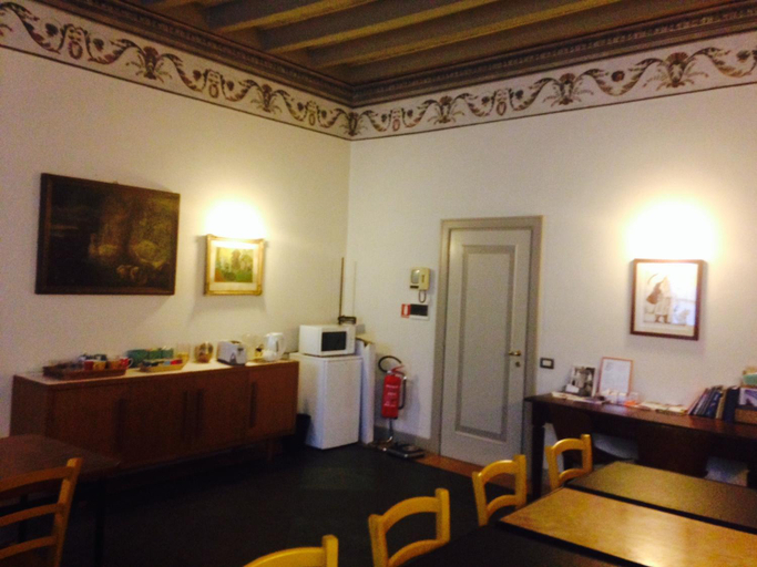 Food & Drinks, B&B Entro Le Mura, Bergamo