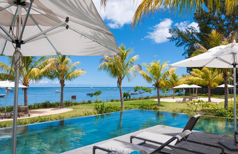 Others 4, Latitude - with private plunge pool, Black River