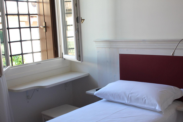 Bedroom 2, Hotel Albergo al Sole, Vicenza