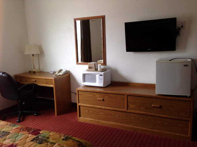 Others 5, Budget Host Caribou Inn, Kittson
