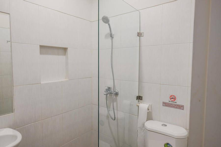 Bathroom 7
