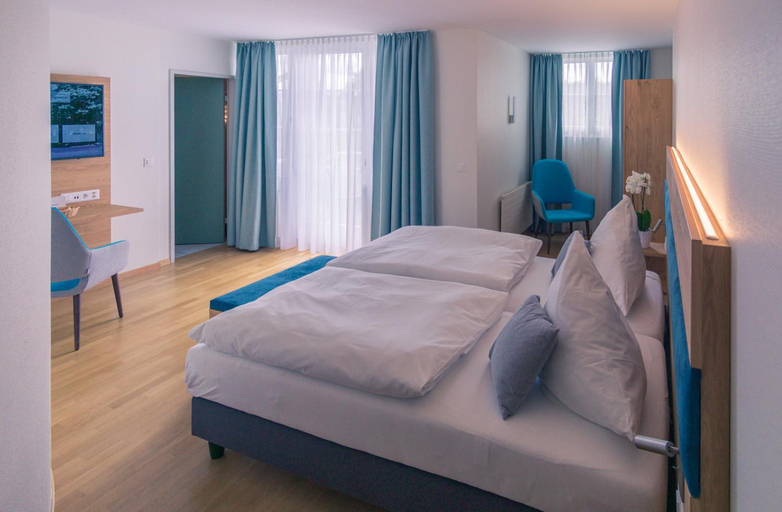 Bedroom 2, Hotel & Restaurant Hofmatt, Arlesheim