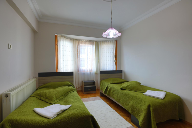 Bedroom 4, Kayi Apart Hotel, Merkez