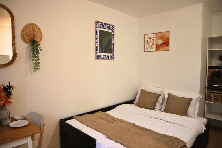 Bedroom 4, Charmant Appartement à Paris 2P, Paris