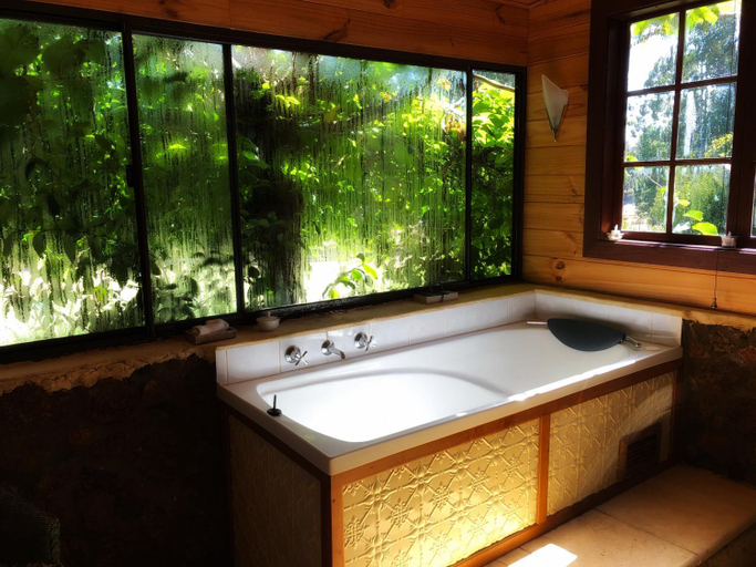 Bedroom, Clover Cottage Country Retreat, Manjimup