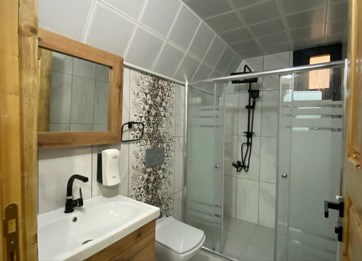 Bathroom 4, GİYONA BUNGALOV, Çamlıhemşin