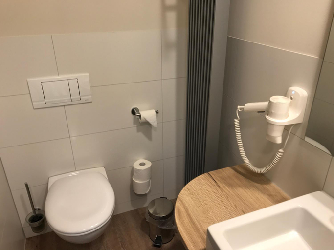 Bathroom 6