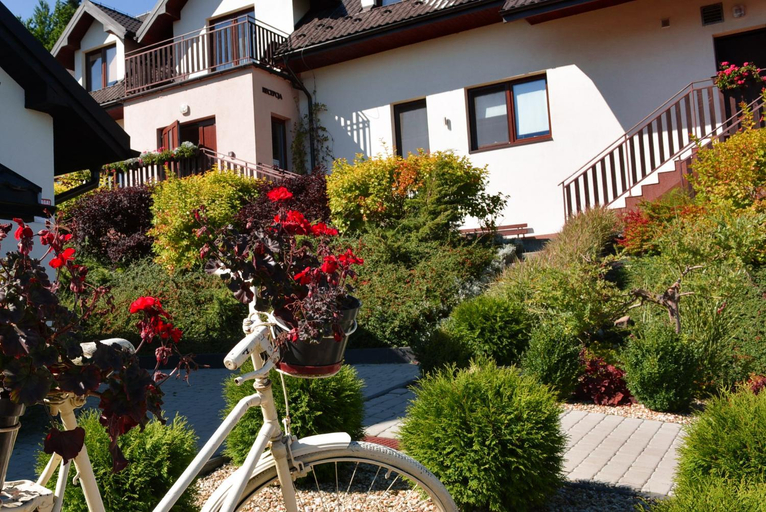 Others 4, Villa Asturia, Krosno