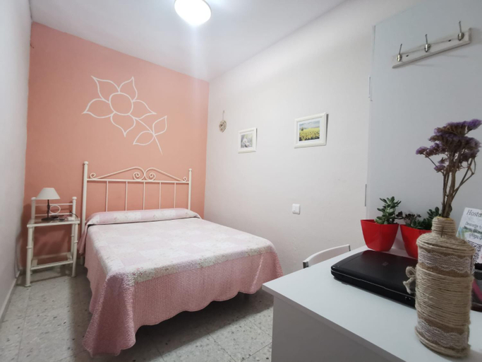 Others 5, Hostal Senero, Badajoz