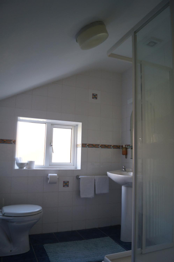Bathroom 5, Ardrinane House
