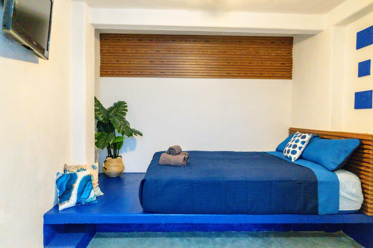 Bedroom, Casa Arrecife Tortuga, Fast Internet, private Cozy room, La Paz