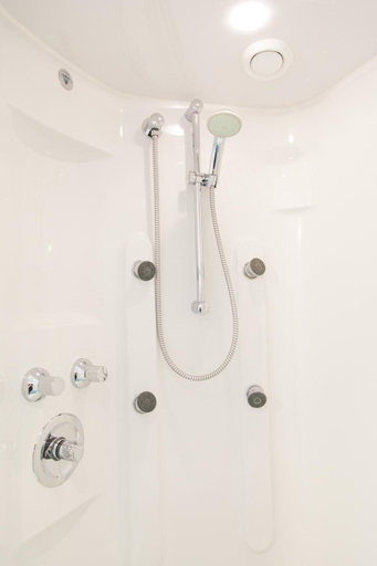 Bathroom 3, Strandhotel Noordzee, Texel