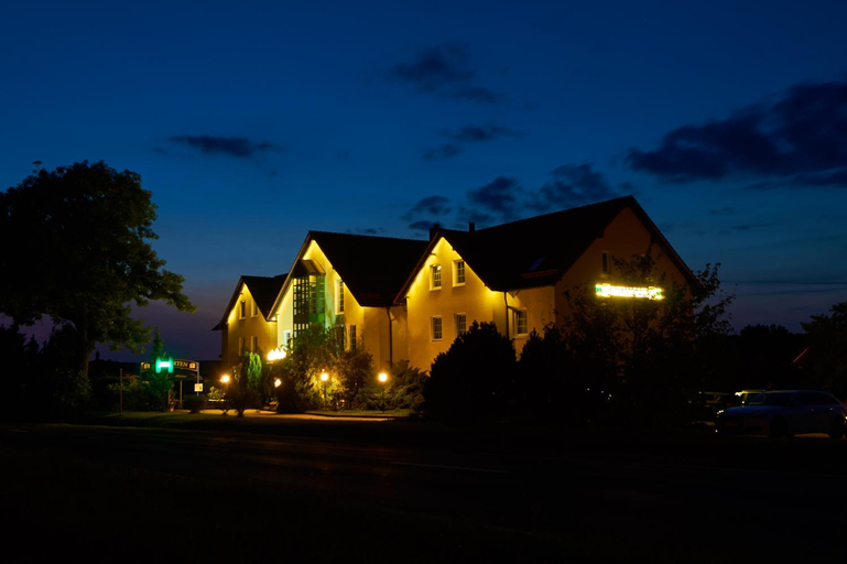 Others 4, Hotel Wutzler, Saale-Orla-Kreis