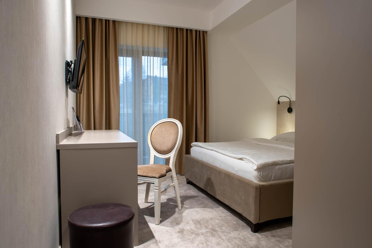 Bedroom 3, Hotel Roman Maramures - Ski & Spa Resort, Borsa