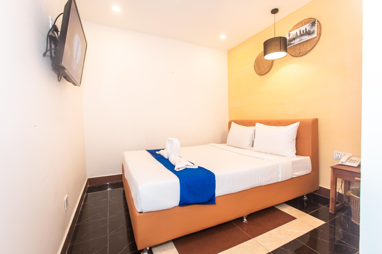Bedroom 12
