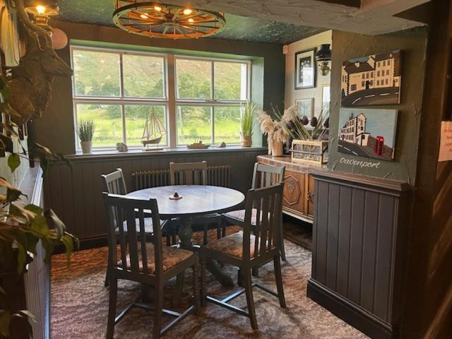 Others 5, The White Lion Inn, Cumbria