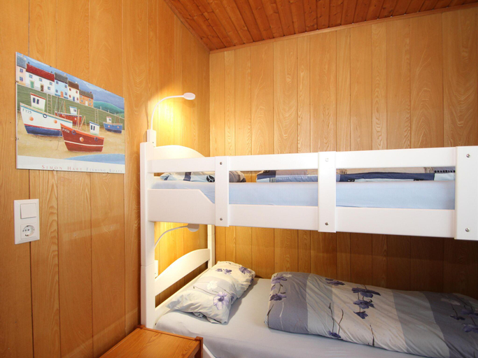 Bedroom 2, Doppelhaushalfte in Burhave, Wesermarsch