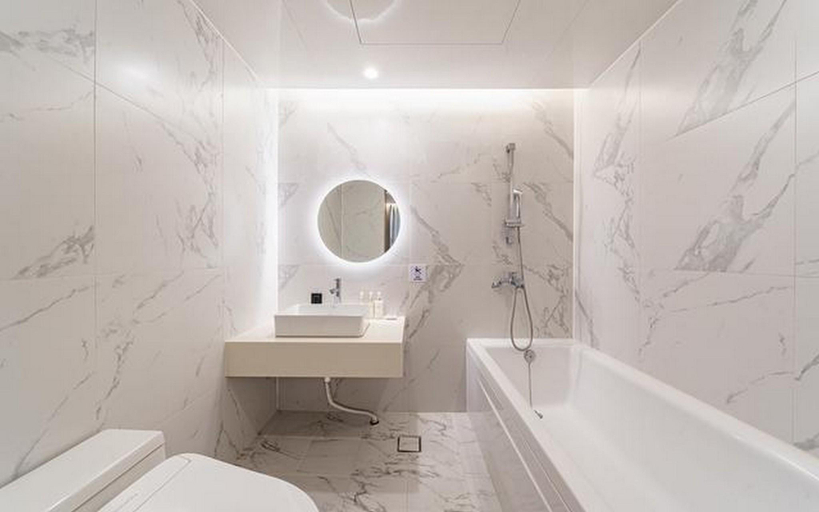 Bathroom 5, H Avenue Gimhae Samgye, Gimhae